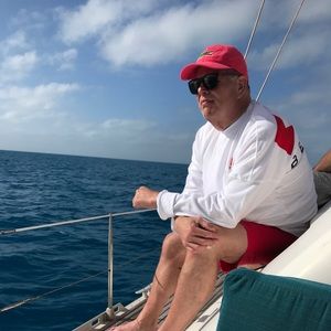 Meet your Posher, Troy